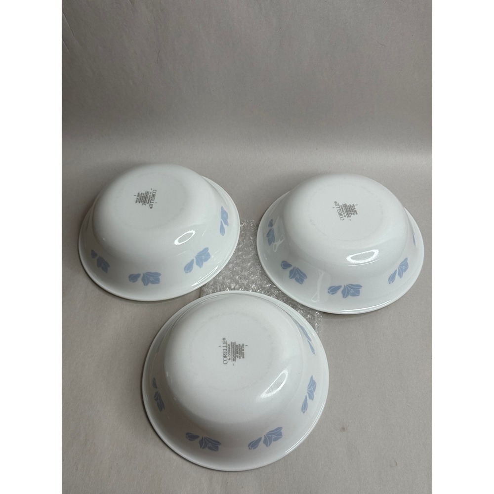 Corning Corelle Friendship Cereal‎ Bowls Set of 3 Vintage White Blue Flora - Picture 2 of 9